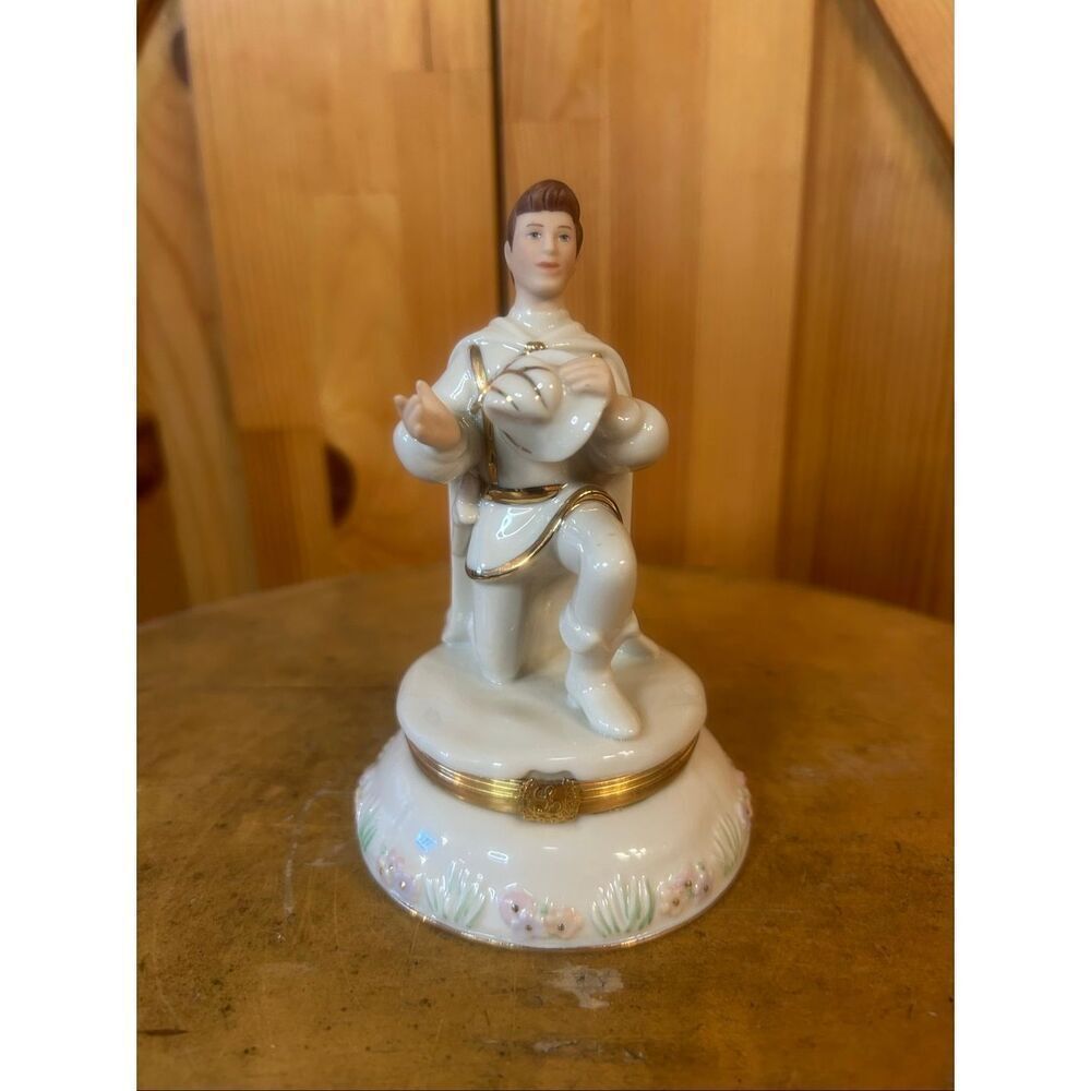 Lenox Disney Showcase THE PRINCE CHARMING TREASURE BOX from Snow White (5897)